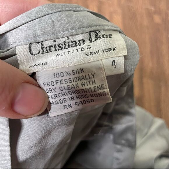 CHRISTIAN DIOR‎ Vintage Silver Silk Satin Pleated A-Line Mini Skirt 4P - Picture 4 of 6